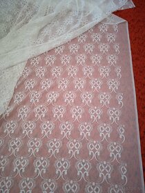 Tri dlhe rozne zaclony, nove - 1