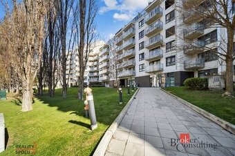 PREDAJ: 3-izb. byt, balkón, pivnica, garáž, Eden Park, Drieň