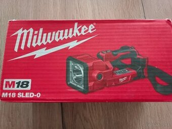 Milwaukee M18 SLED-0 reflektor