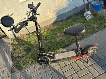 Elektricka kolobežka
