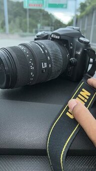 Nikon D50