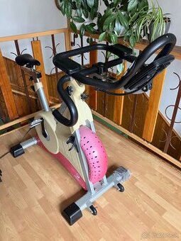 Stacionarny bicykel - 1