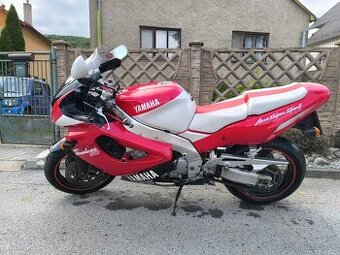 Yamaha Thunderace YZF 1000R