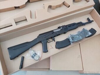 Nová útočná puška, od Kolarms, KA-17, kal. 7,62x39mm