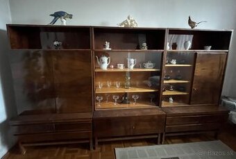 Retro obývacia stena