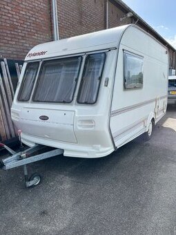 Predám karavan Hylander,cena už s prihlasením na SK značkách