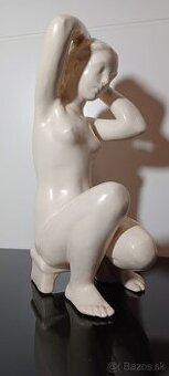 Veľká zberateľská keramická značená socha Akt 60-te roky .