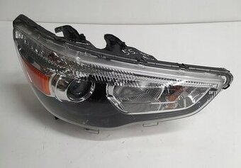 Mitsubishi Asx 2010-19 pravé predné svetlo