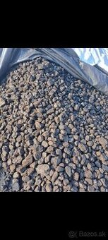 Predaj palivové drevo a sypané uhlie