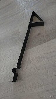 Snehový hák na strechu