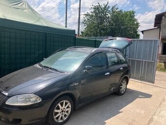 Fiat croma rozpredám auta na diely