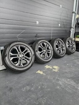 Letná sada JEEP Compass 225/55 R18 Pirelli Scorpion