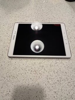 Samsung Galaxy Tab A 9.7 LTE