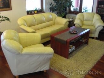 Predám zachovalú celokoženú sedačku 3+1+1