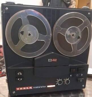 TESLA B42-kotúčový magnetofón-predám