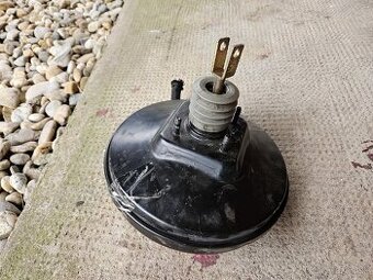 Bmw posilňovač bŕzd na BMW e36