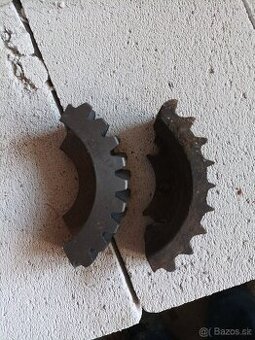 Riadenie polmesiac traktor škoda 30