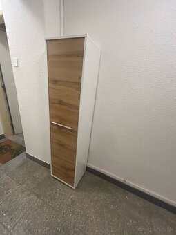 Darujem skrinku do kupelne