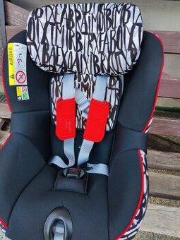 Britax romer dualfix m i size