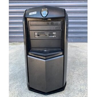 Herný počítač alienware aurora (i7 , 12gb, gt710)