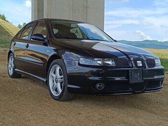 SEAT LEON 1,9 TDi 96 kW TOP SPORT