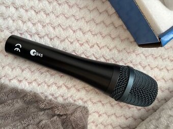 Sennheiser E 945