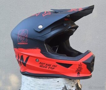 FREEGUN SHOT mx atv enduro helma okuliare červená matná