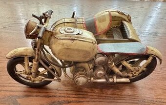 Predám starý model motocykla BMW R75