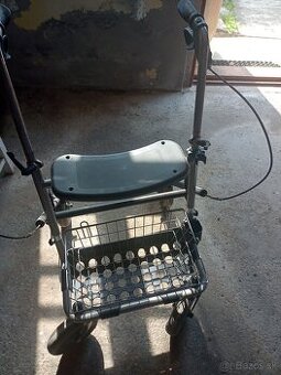 Rolator chodítko pre seniorov do 130 km