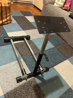 Stojan na volant wheel stand pro