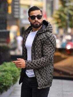 Louis Vuitton Bundy