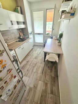 Na predaj 2 izbový byt s loggiou , Účko, Dubnica nad Váhom