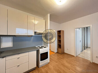 Dvojgarsónka s balkónmi na predaj | BLAGOEVOVA, BA V