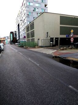 Prenaj.vnútorné GS na Mraziarenskej ul, BA 2