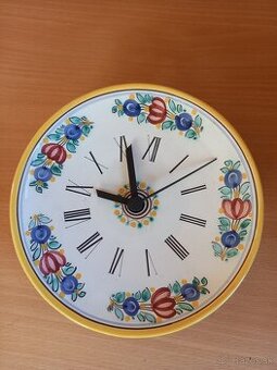 Predám maľovaní keramické hodiny