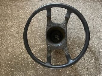 🛞 Predám starší volant Mercedes-Benz – originál W123, W115