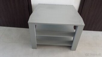 Stolík pod TV + stolička