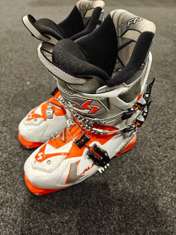 SKIALPOVÉ LYŽIARKY LOWA 40,5-41EUR