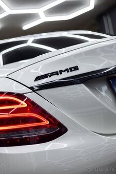 Mercedes C trieda Mercedes-AMG C  63 A/T