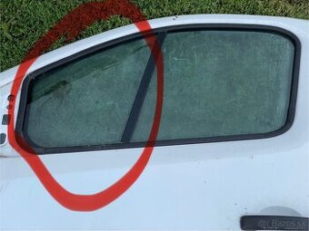 renault trafic opel vivaro sklo dveri 2014-