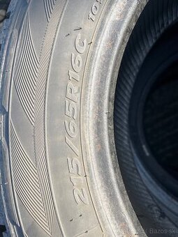 215/65R16 C