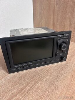 Predám rádio Audi RNS-E