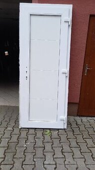Vchodove dvere
