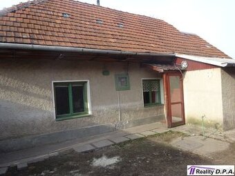 Exkluzívne - Rodinný dom s pozemkom 642 m2 za cenu 1 izbovéh