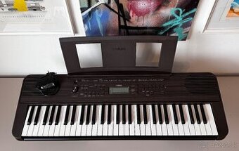 Yamaha PSR-E360 Keyboard s dynamikou Dark Walnut