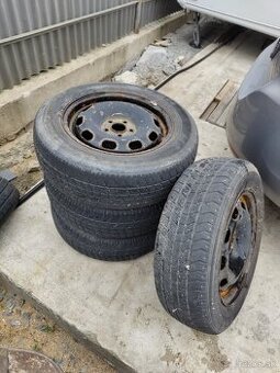 4x plechove disky s gumami (5x100 r15)