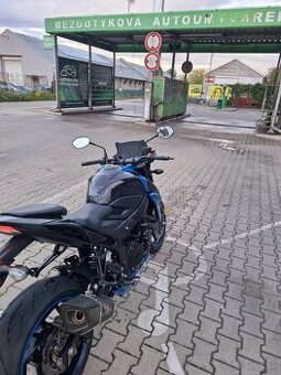 Suzuki gsxs750
