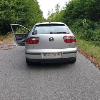 predám zadnú časť na Seat leon 1,9 tdi