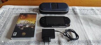 Sony psp e 1004 (top stav)