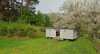 Obytna maringotka, tiny